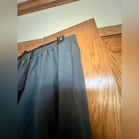 Men’s - Under Armour - Loose Sweatpants - Picture 7 of 9